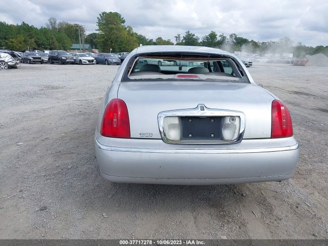 1998 LINCOLN TOWN CAR CARTIER VIN: 1LNFM83W4WY725412