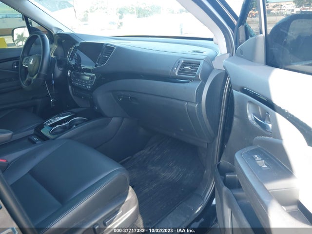 Honda Pilot Touring 7-passenger 2022 5FNYF5H62NB013395 Image 5