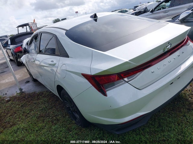 Hyundai ELANTRA SEL 2022 5NPLM4AG0NH058933 Image 3