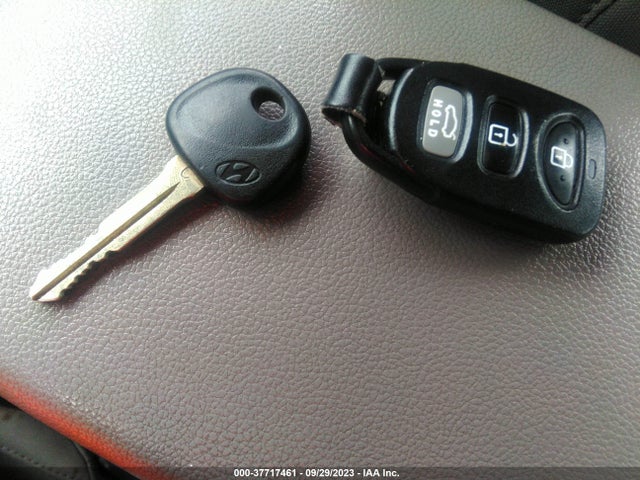 Hyundai ELANTRA SE 2017 KMHD74LF8HU083410 Image 11