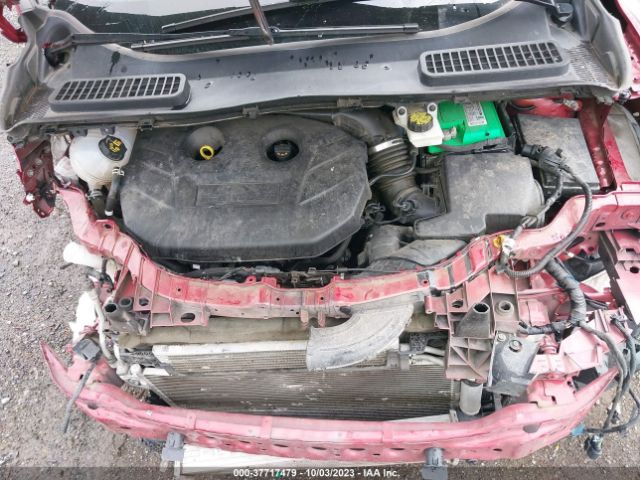 1FMCU9J90KUB89517 Ford Escape Titanium