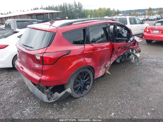 1FMCU9J90KUB89517 Ford Escape Titanium