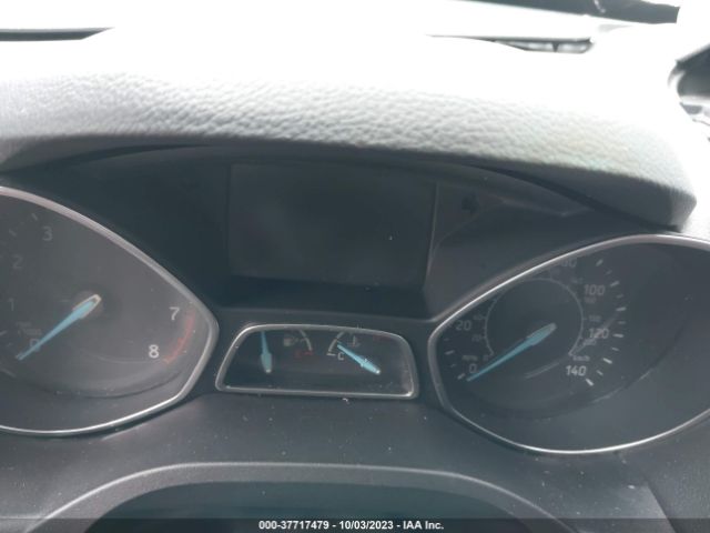1FMCU9J90KUB89517 Ford Escape Titanium