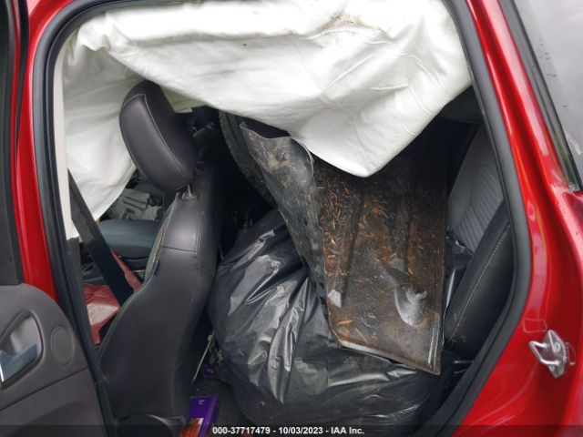 1FMCU9J90KUB89517 Ford Escape Titanium