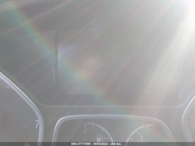 1FMCU0J95HUE33778 Ford Escape Titanium