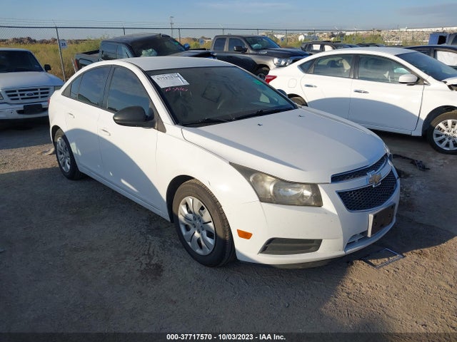 2014 1G1PA5SH9E7191825 main image
