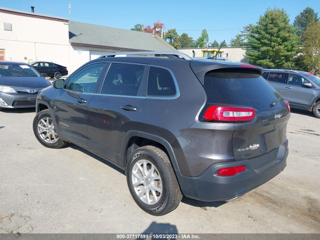 1C4PJMCS9HW591258 Jeep Cherokee Latitude