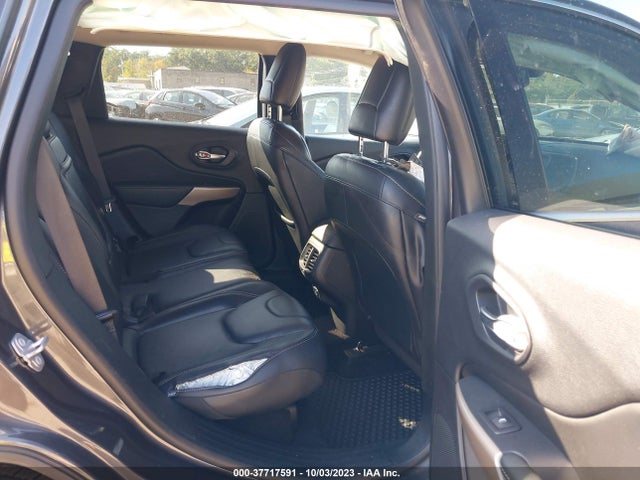 1C4PJMCS9HW591258 Jeep Cherokee Latitude