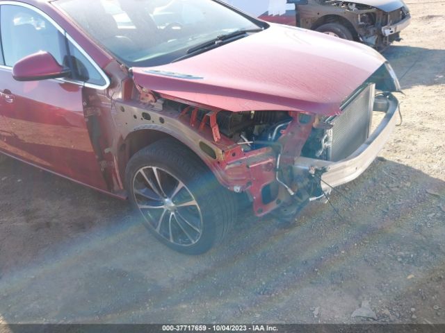 1G4PW5SK3G4180453 Buick Verano Sport Touring