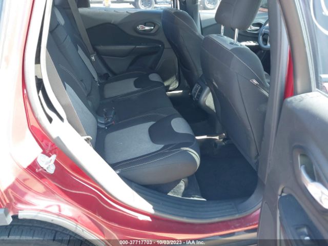 1C4PJMAB0GW245696 Jeep Cherokee Sport