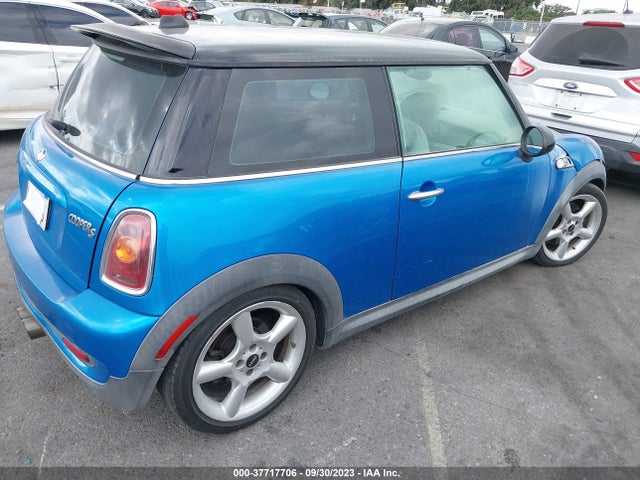 2008 MINI COOPER HARDTOP WMWMF735X8TT92167 Photo 3