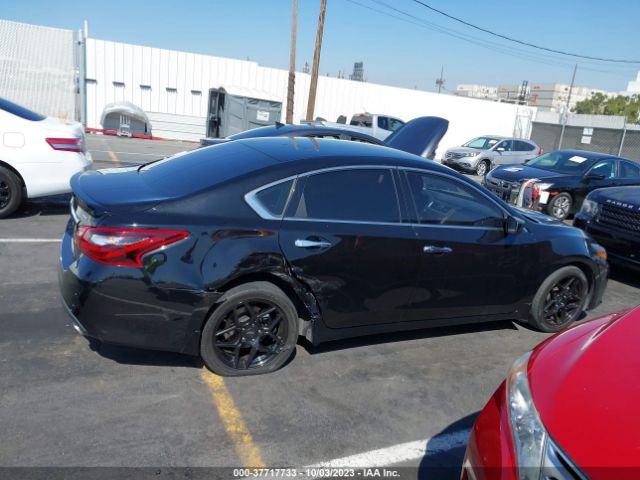 1N4AL3AP0HC470022 Nissan Altima 2.5 Sr