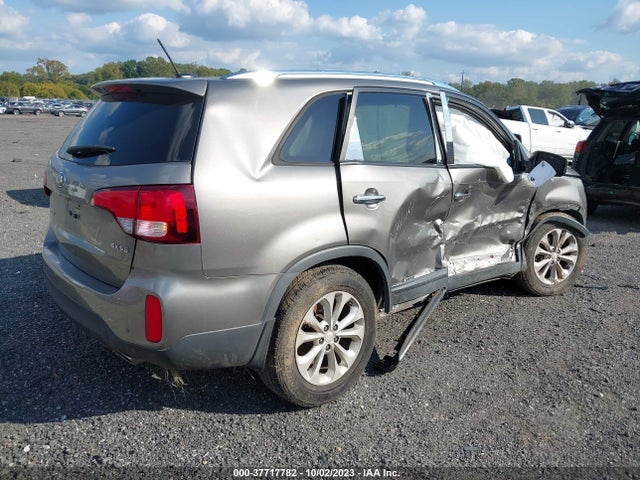 2015 KIA SORENTO EX V6 VIN: 5XYKUDA78FG624664