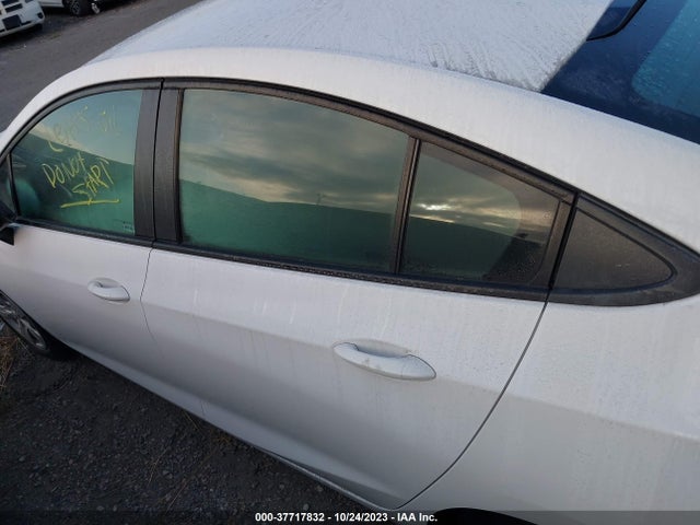 2018 CHEVROLET CRUZE LS VIN: 1G1BC5SM2J7237670