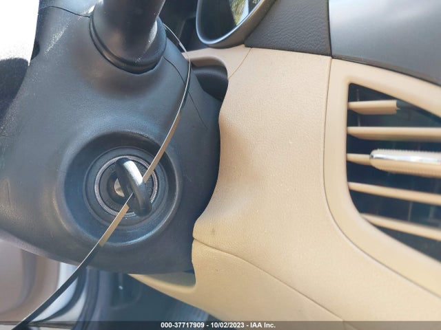 2013 HYUNDAI ELANTRA LIMITED VIN: 5NPDH4AE3DH338559