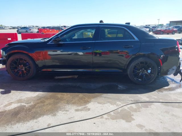 2C3CCAAG5GH248423 Chrysler 300 Anniversary Edition