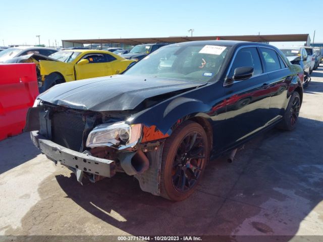 2C3CCAAG5GH248423 Chrysler 300 Anniversary Edition