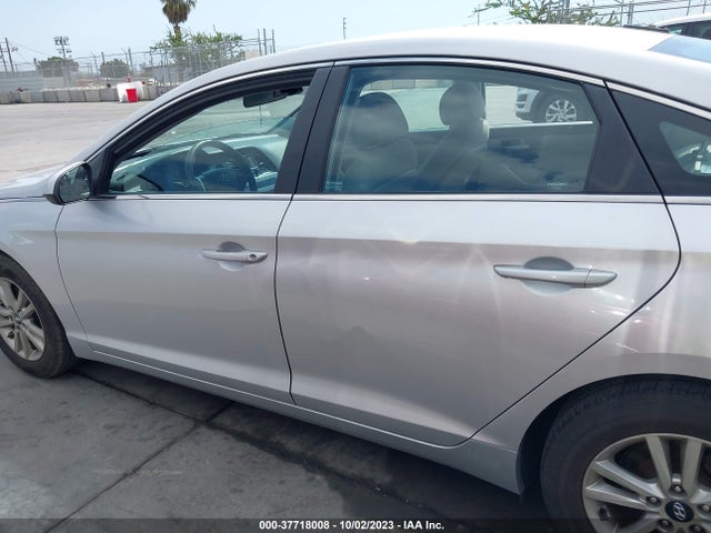 Hyundai Sonata 2.4l Se 2015 5NPE24AF5FH177892 Image 14