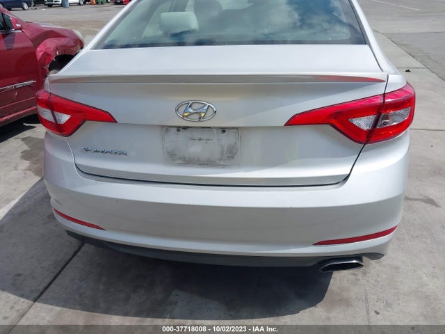 Hyundai Sonata 2.4l Se 2015 5NPE24AF5FH177892 Image 16