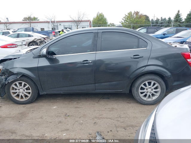 Chevrolet SONIC LT 2018 1G1JD5SH7J4110300 Image 14