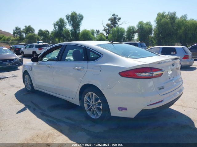 3FA6P0SU9KR175118 Ford Fusion Energi Titanium