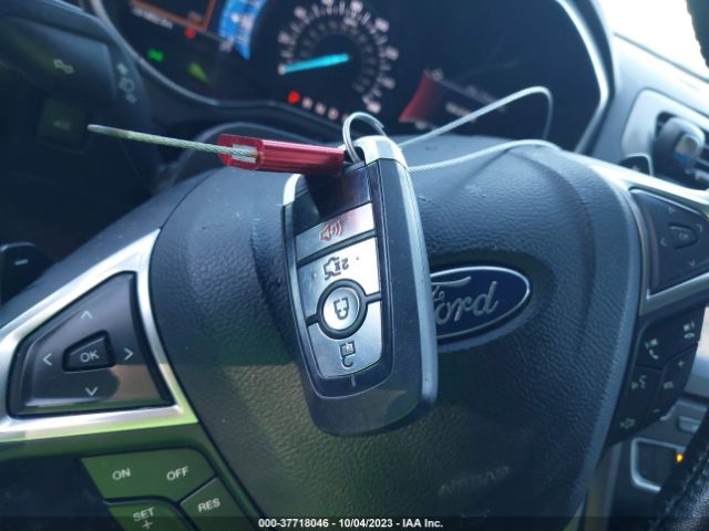 3FA6P0HD5HR269769 Ford FUSION SE