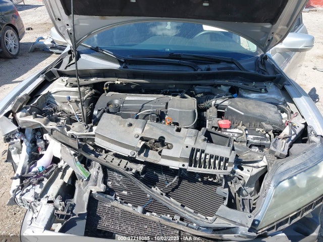 2015 HONDA ACCORD EX VIN: 1HGCT1B71FA003417