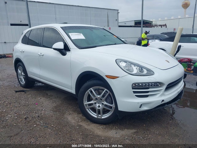 2014 PORSCHE CAYENNE WP1AA2A24ELA05025 Photo 0