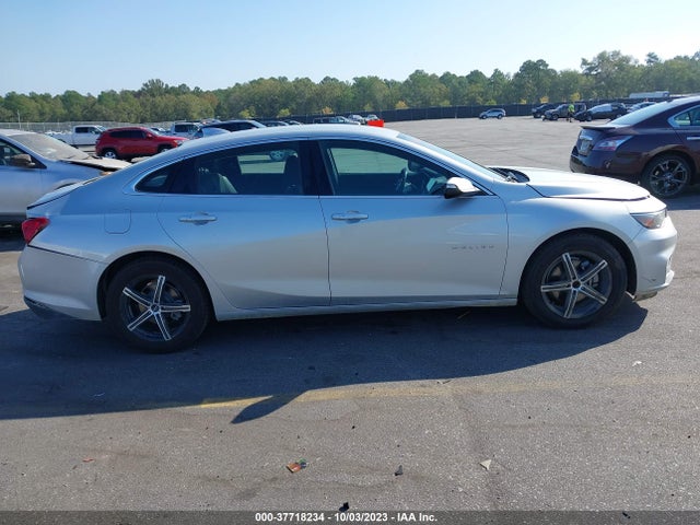 Chevrolet MALIBU LT 2018 1G1ZD5ST8JF249623 Image 13