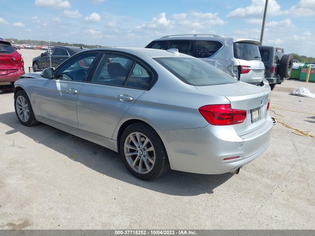 BMW 320i 2017 WBA8A9C59HK619530 Image 3
