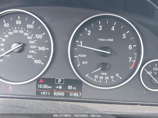 BMW 320i 2017 WBA8A9C59HK619530 Image 7
