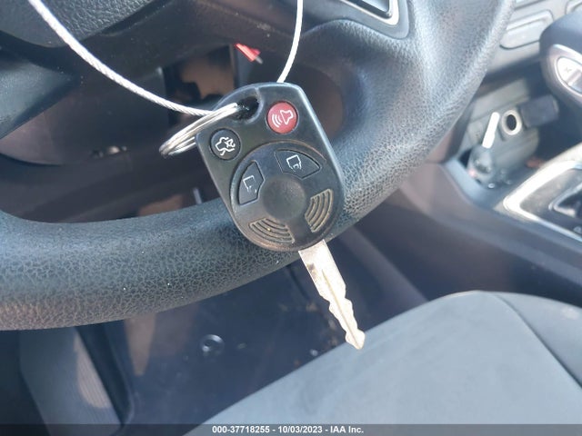 2018 FORD ESCAPE S VIN: 1FMCU0F72JUA57151