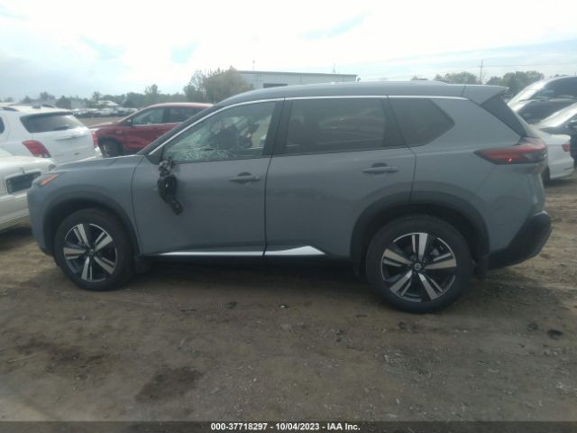 5N1AT3CB5MC779177 Nissan Rogue Sl
