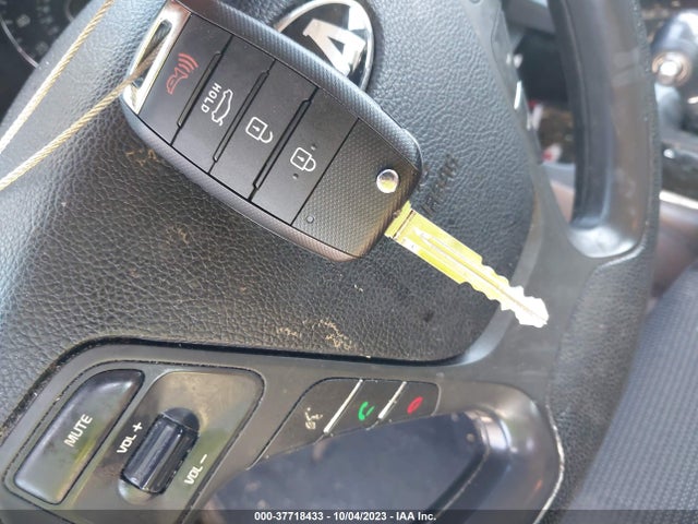 2017 KIA FORTE5 LX VIN: KNAFK5A88H5713939