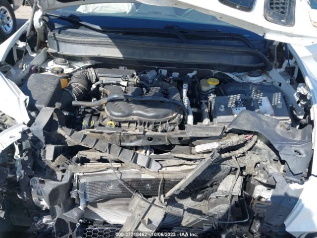 1C4PJMCS4EW311421 Jeep Cherokee Altitude
