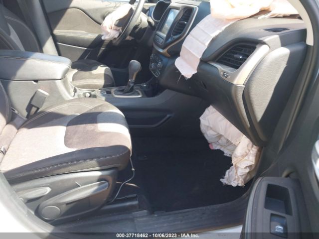 1C4PJMCS4EW311421 Jeep Cherokee Altitude