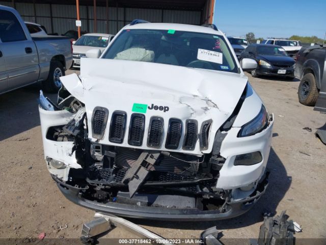 1C4PJMCS4EW311421 Jeep Cherokee Altitude