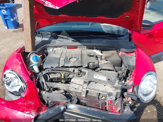 3VWFP7AT2EM627307 Volkswagen Beetle Coupe 2.5l Entry