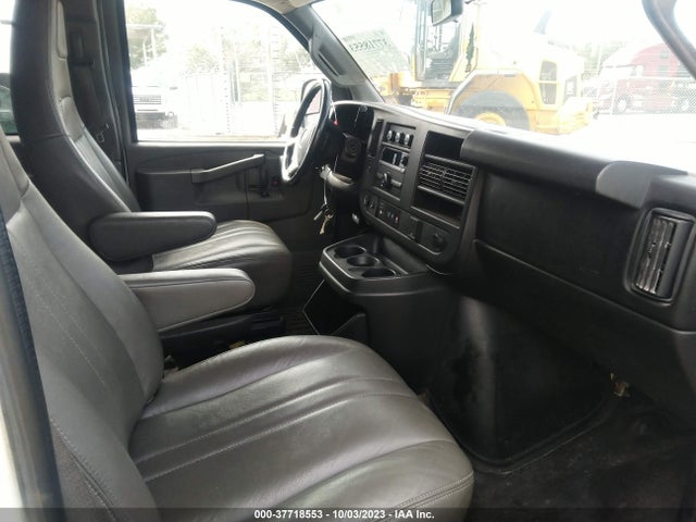 Chevrolet Express Passenger Ls 2016 1GAZGNFF2G1165556 Image 5