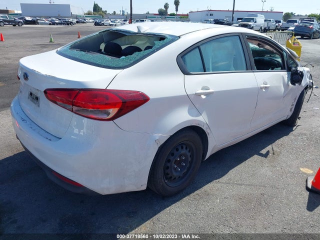 KIA FORTE LX 2018 3KPFK4A73JE256701 Image 4