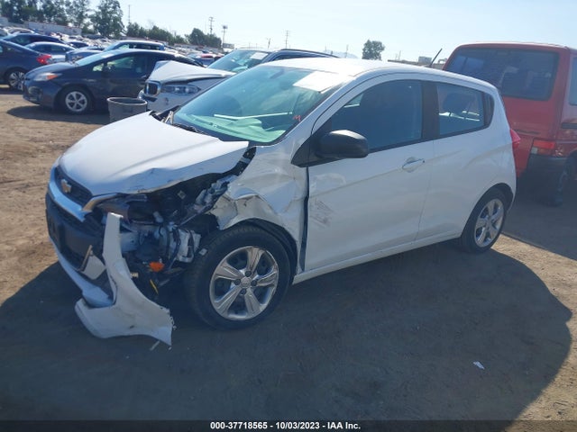 Chevrolet SPARK LS 2020 KL8CB6SA2LC458196 Image 2