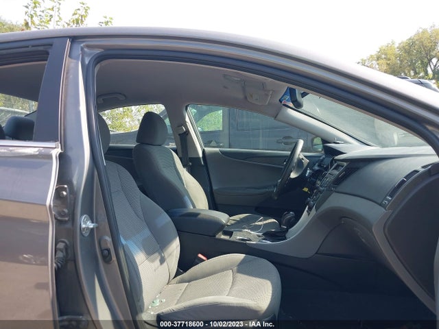 2013 HYUNDAI SONATA GLS VIN: 5NPEB4AC6DH513200