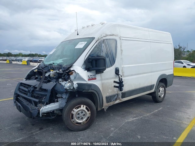 3C6TRVBG9JE146777 RAM Promaster Cargo Van