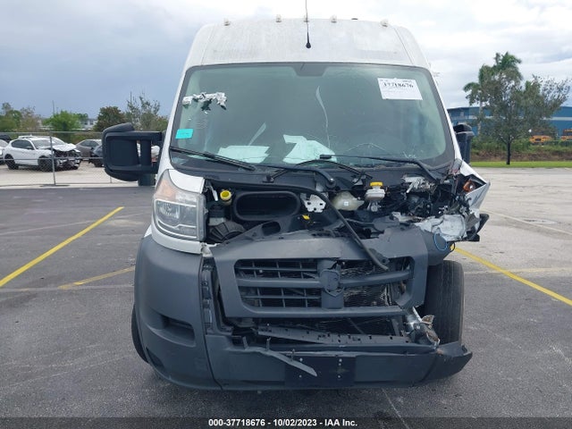 3C6TRVBG9JE146777 RAM Promaster Cargo Van