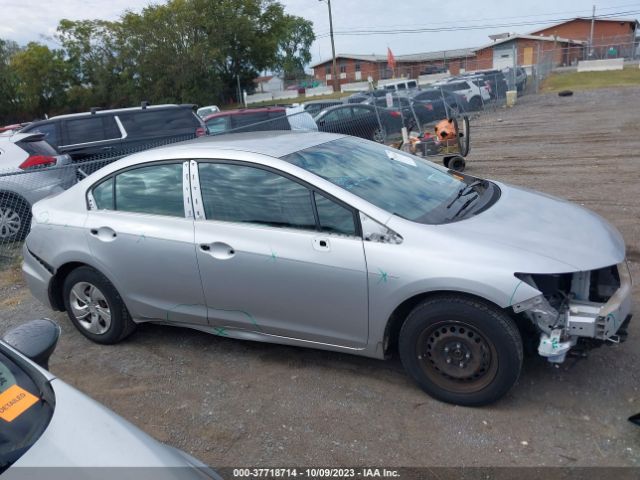 19XFB2F52FE102595 Honda Civic Sedan Lx