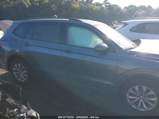 3VV0B7AXXLM133530 Volkswagen TIGUAN S