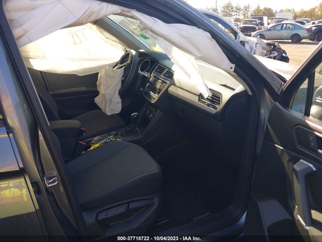 3VV0B7AXXLM133530 Volkswagen TIGUAN S