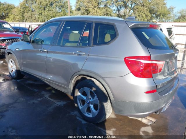 2011 BMW X3 5UXWX5C59BL712761 Photo 2