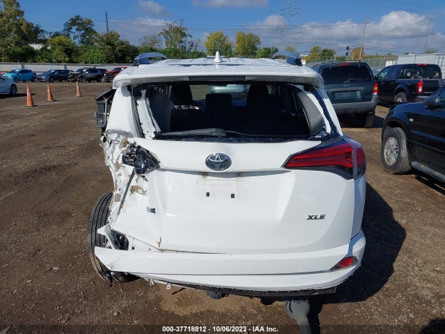 Toyota Rav4 Xle 2016 2T3WFREV1GW284259 Image 16