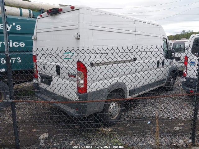 3C6TRVBG6JE104308 RAM Promaster Cargo Van